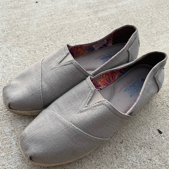 Bobs Memory Foam Shoes - Picture 1 of 3